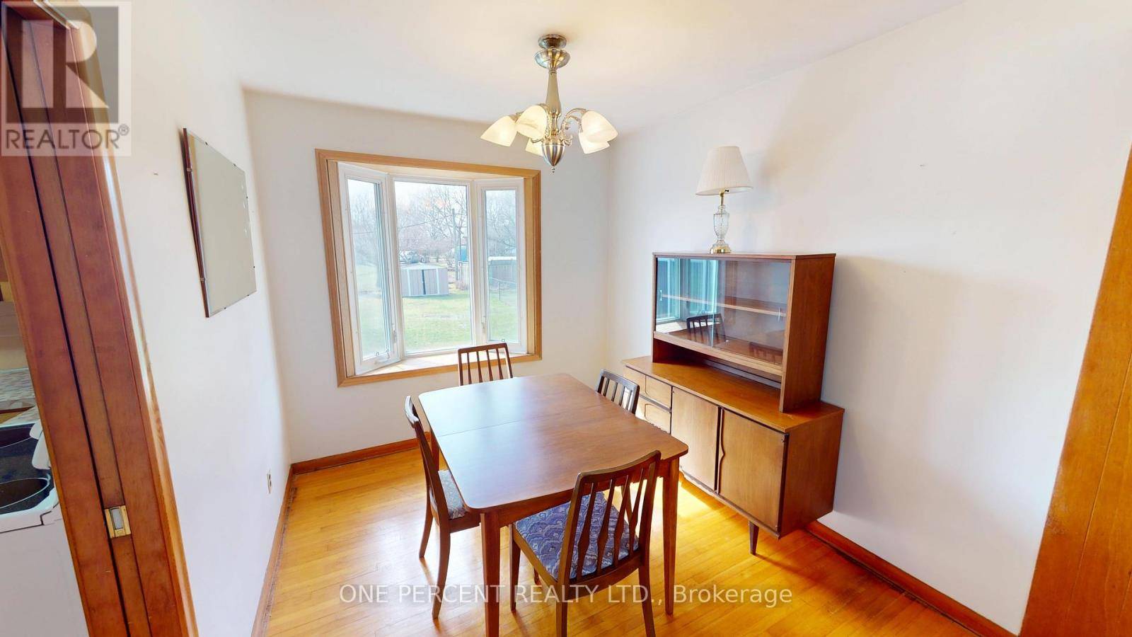 Niagara Falls (morrison), ON L2E6R2,4607 QUEENSWAY GARDENS
