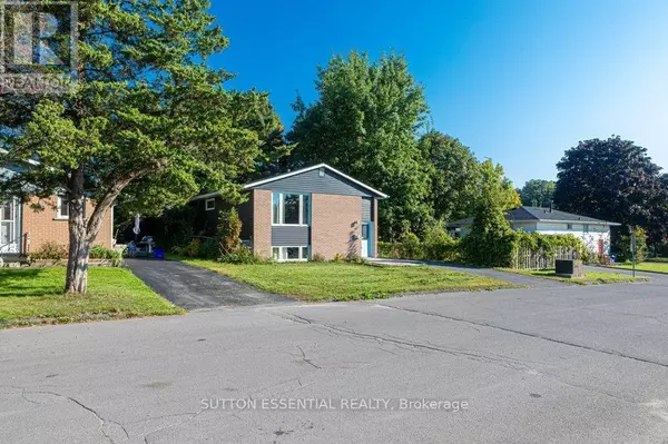 Kingston (central City West), ON K7M6K9,64 WOODSTONE CRESCENT