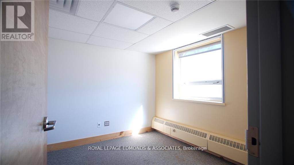Pembroke, ON K8A3K2,315 PEMBROKE STREET E