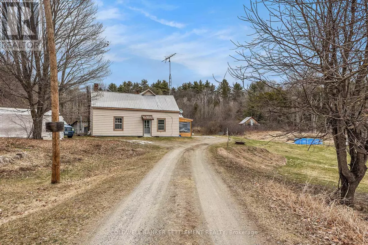 Lanark Highlands, ON K0G1K0,784 FRENCH LINE ROAD