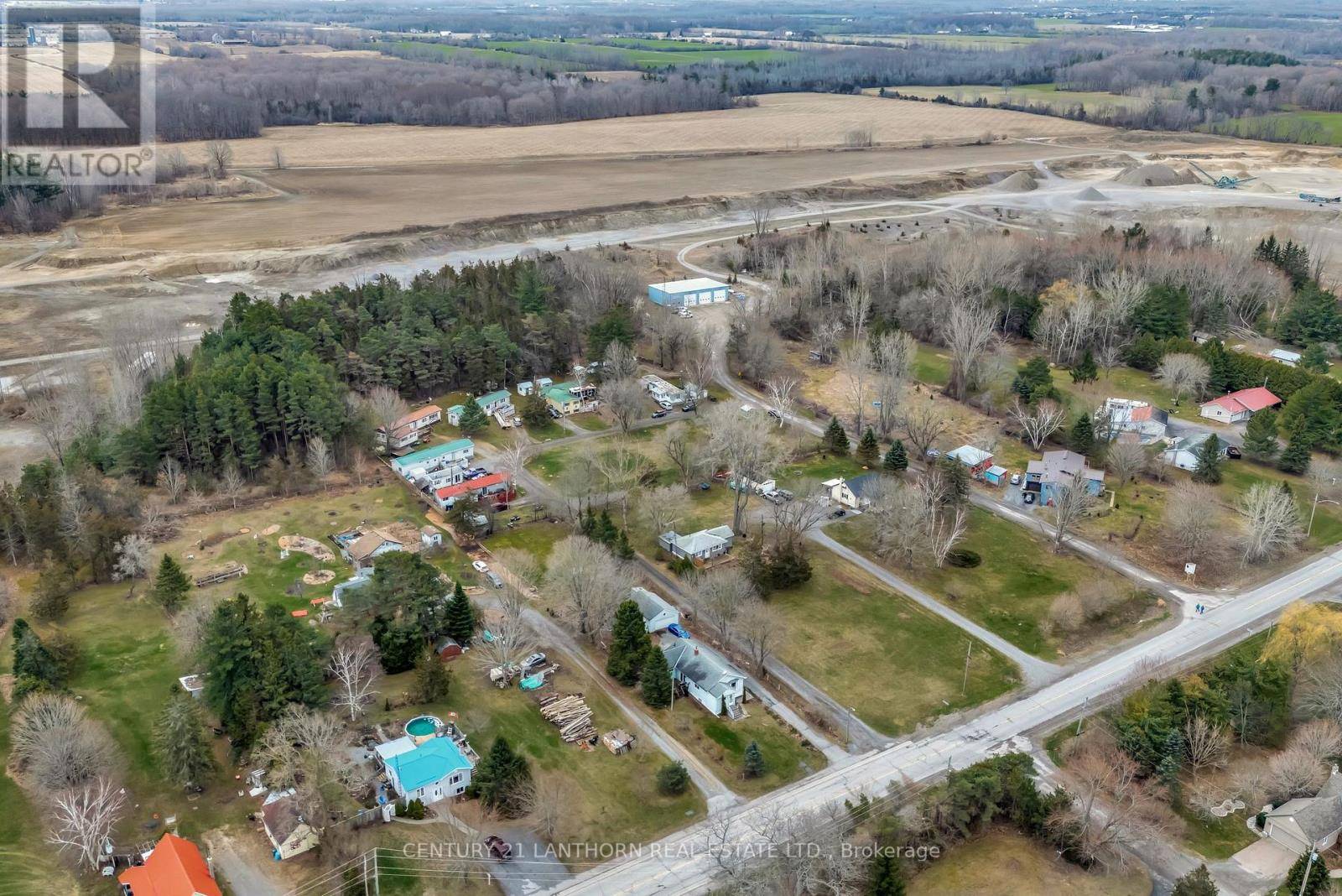 Prince Edward County (athol Ward), ON K0K1P0,89 CHOURNEY LANE