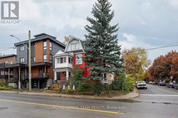 Ottawa, ON K1Y3G2,1028 GLADSTONE AVENUE