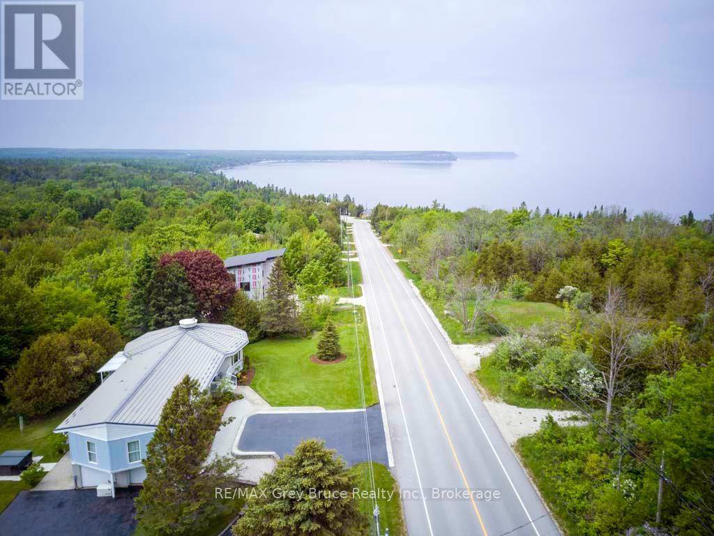 Northern Bruce Peninsula, ON N0H1W0,15 ISTHMUS BAY ROAD