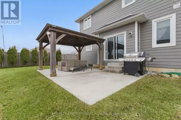 Kingsville, ON N9Y4G5,16 PEACHWOOD DRIVE