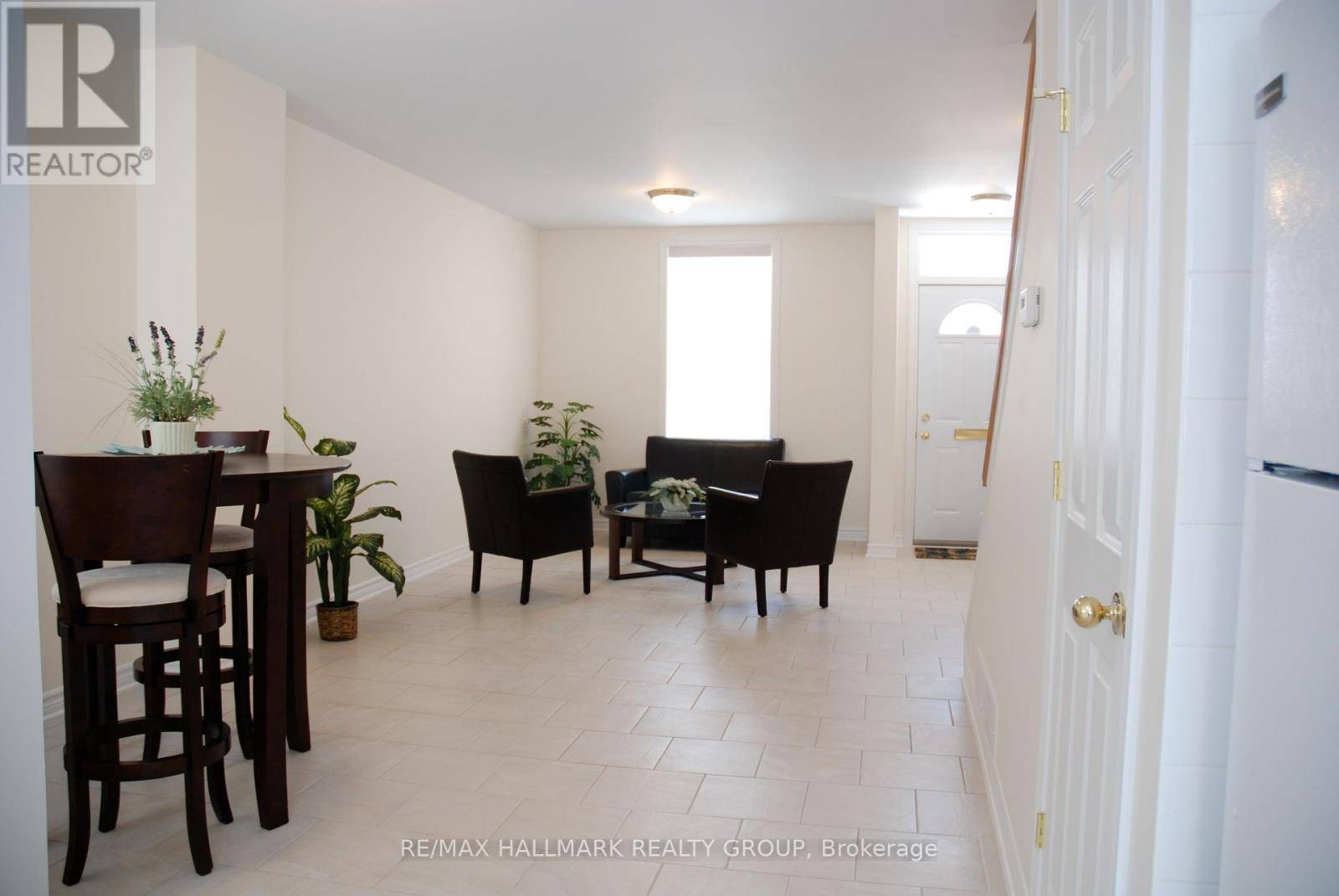 Ottawa, ON K1N5J1,234 CUMBERLAND STREET