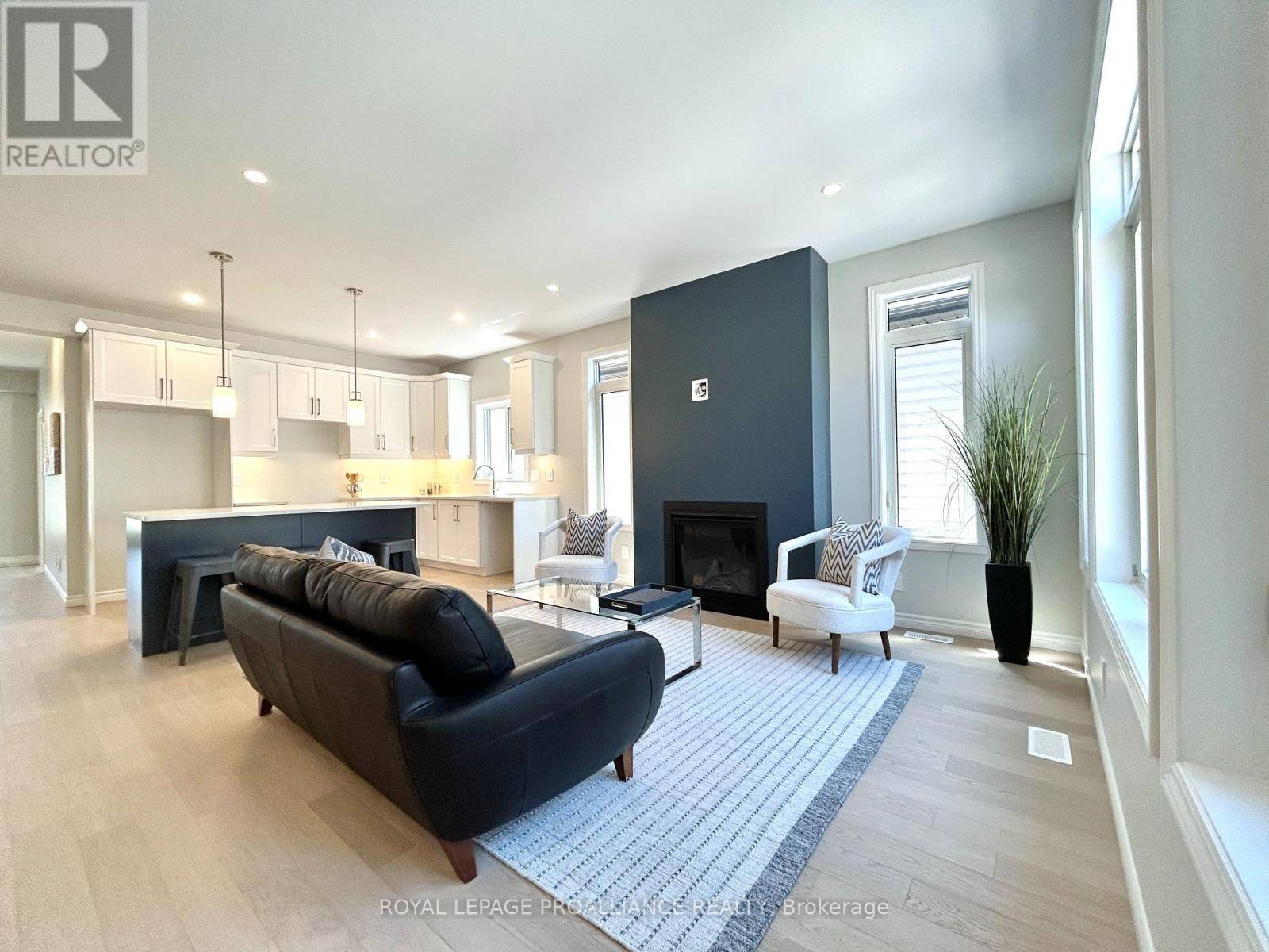 Belleville (thurlow Ward), ON K8N0T1,79 ATHABASKA DRIVE