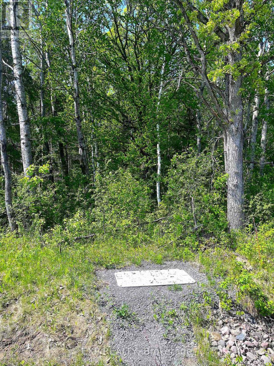 Horton, ON K7V3Z8,00 JOHNSTON ROAD W