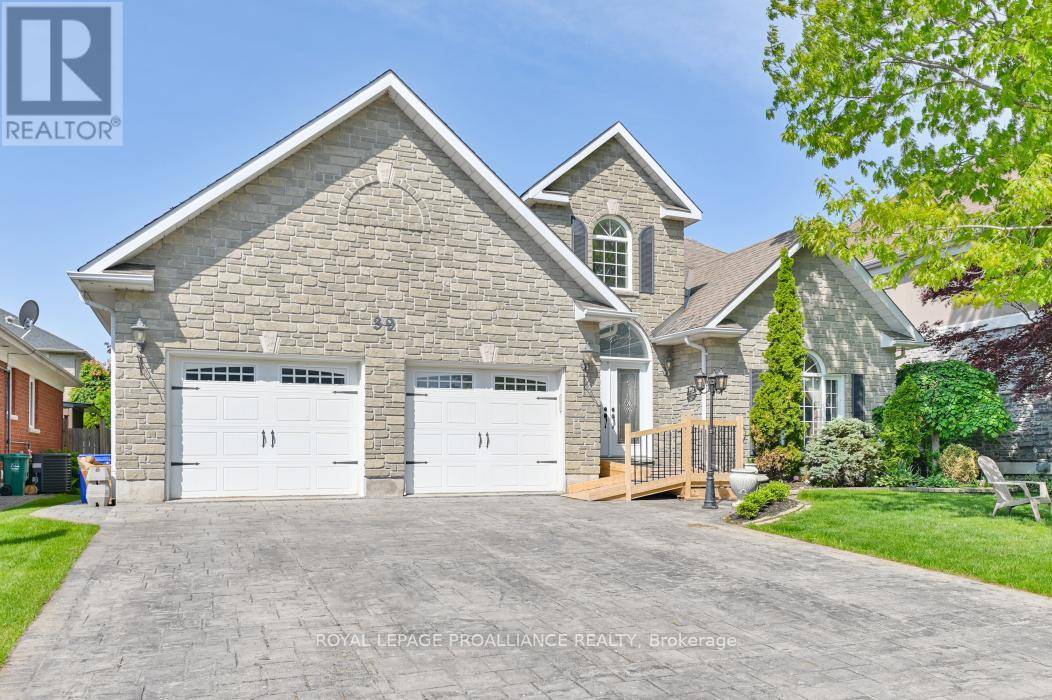 Belleville (belleville Ward), ON K8P5K3,39 GROSVENOR DRIVE