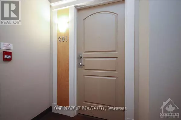 Ottawa, ON K1G3Z7,100 ROGER GUINDON AVE #201