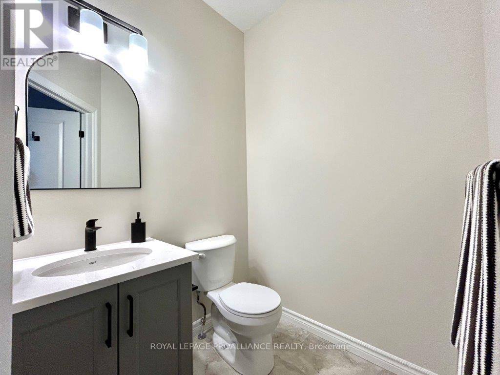 Belleville (thurlow Ward), ON K8N0V4,6 PEACE RIVER STREET