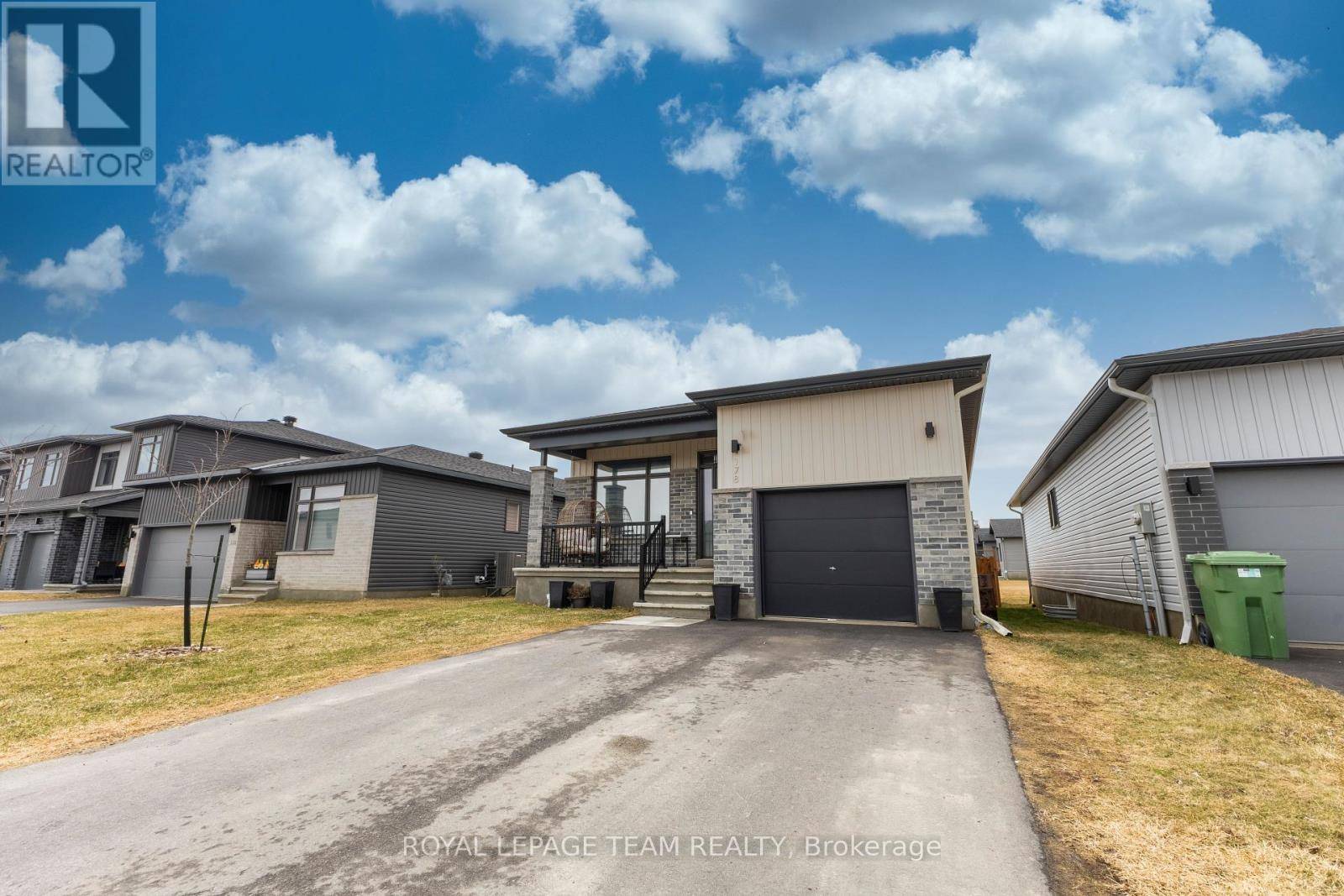 Arnprior, ON K7S2X3,178 TOM GAVINSKI STREET
