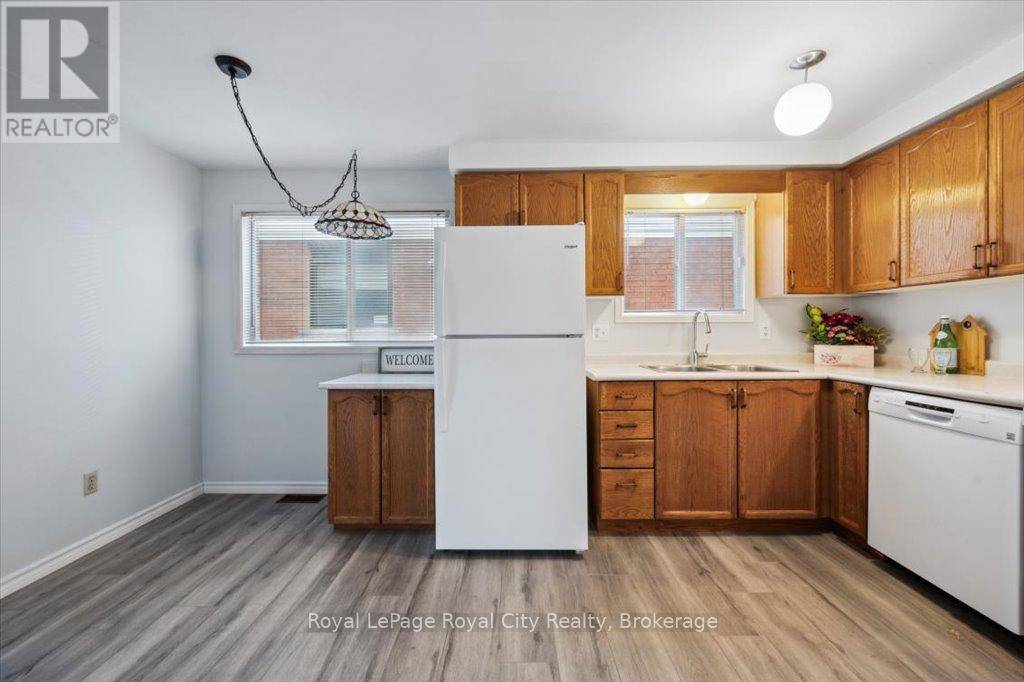 Guelph (kortright West), ON N1G4S3,118 COLE ROAD
