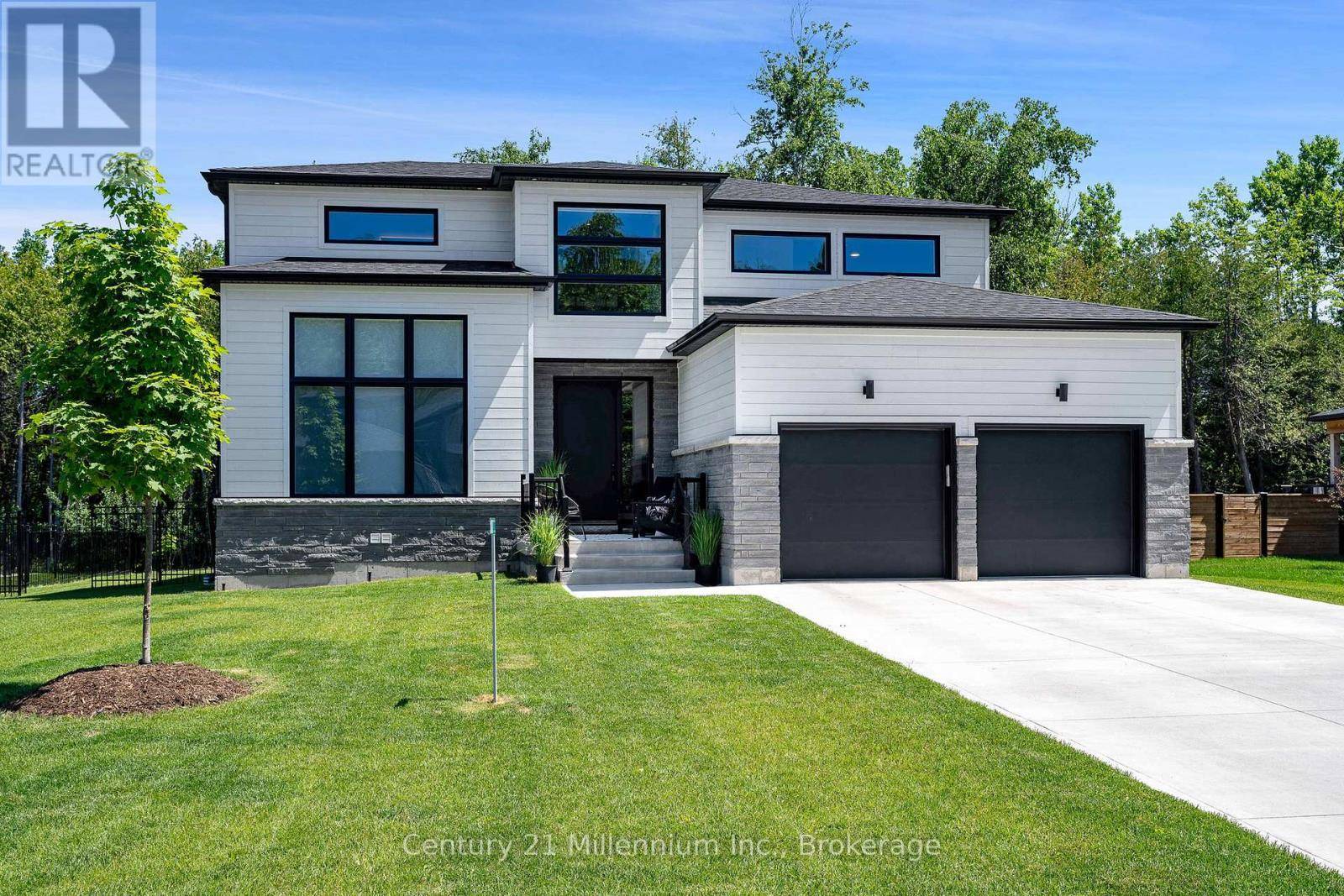 107 TEKIAH ROAD, Blue Mountains, ON N0H1J0