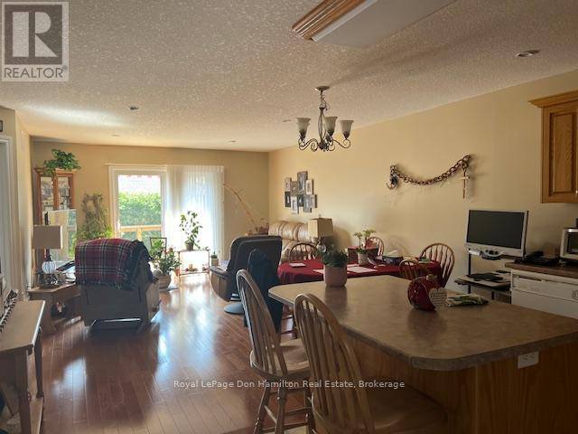 North Perth (listowel), ON N4W0A8,410 DANBY STREET E