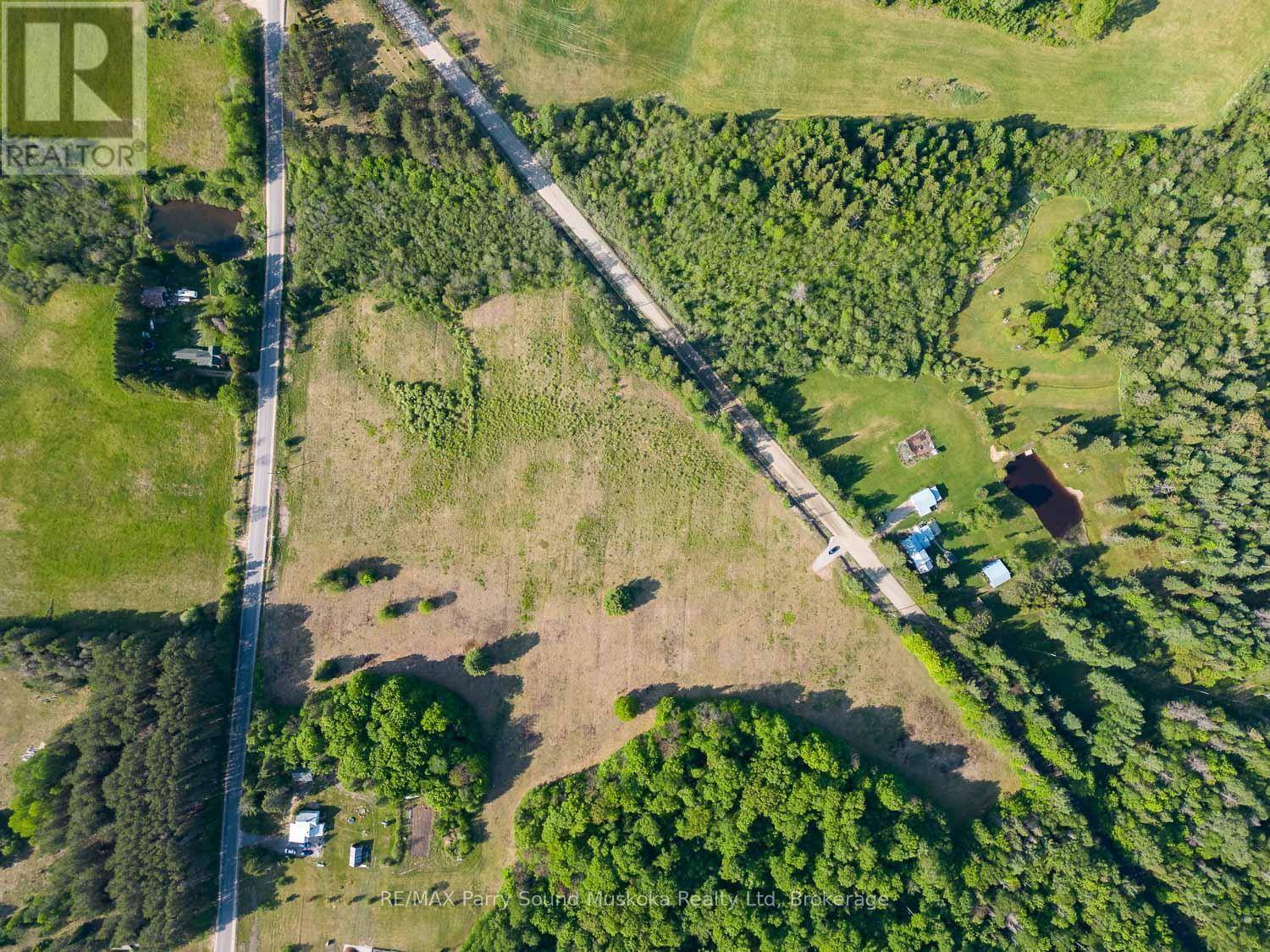 Magnetawan (spence), ON P0A1P0,2899 MIDLOTHIAN ROAD S