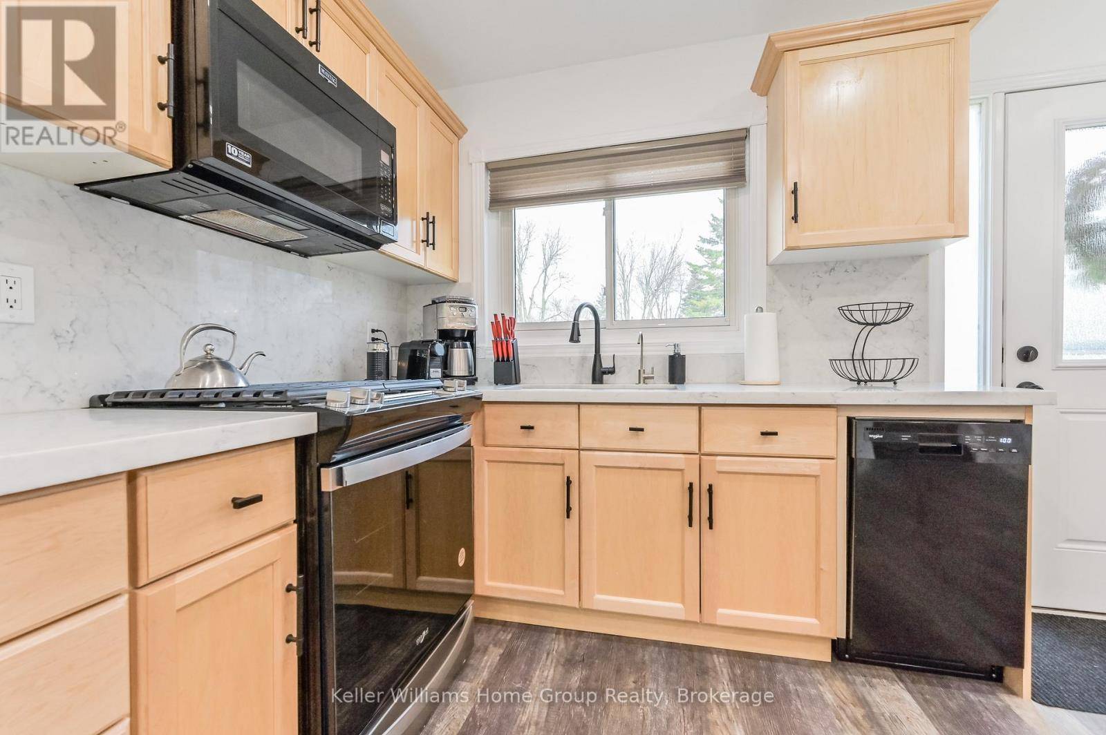Guelph (willow West/sugarbush/west Acres), ON N1H7B3,373 WEST ACRES DRIVE