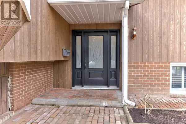 East Garafraxa, ON L9W6Z2,121012 DUFFERIN ROAD 5