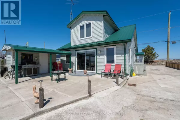 Chatham-kent (blenheim), ON N0P1A0,18518 ERIE SHORE DRIVE