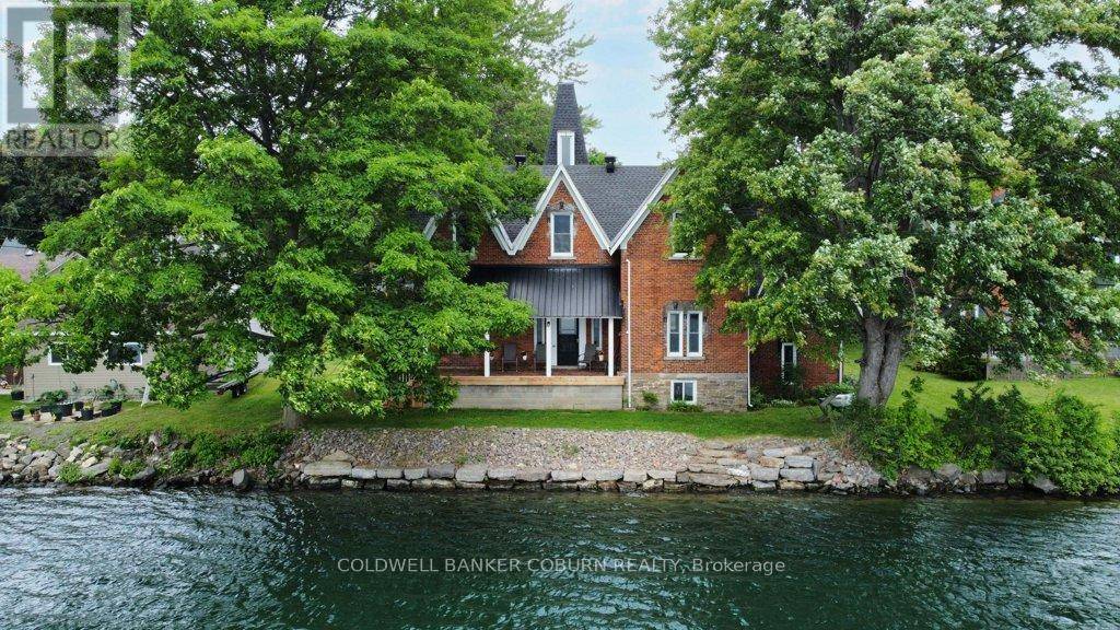 South Dundas, ON K0C1X0,81 LAKESHORE DRIVE