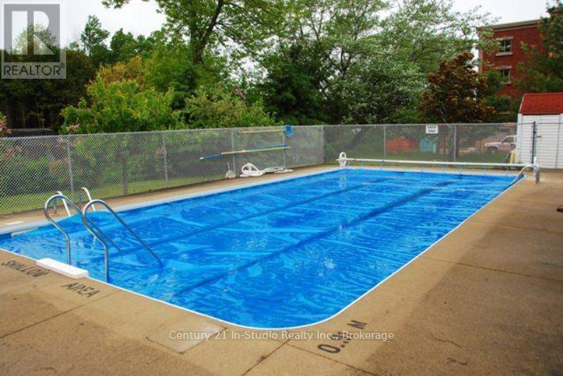 Saugeen Shores, ON N0H2L0,229 Adelaide ST #115