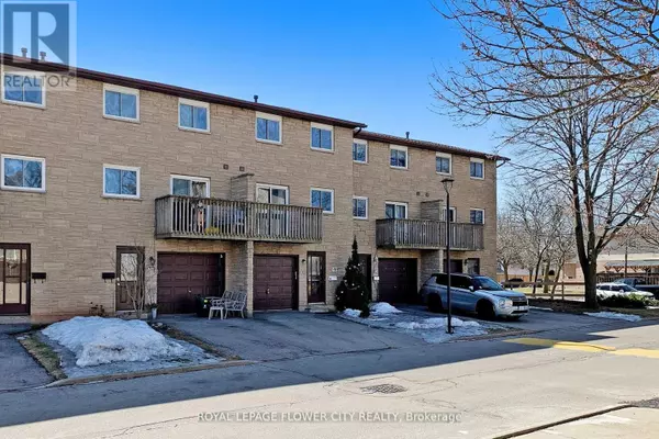 Hamilton (stoney Creek), ON L8J2N2,1155 Paramount DR #43