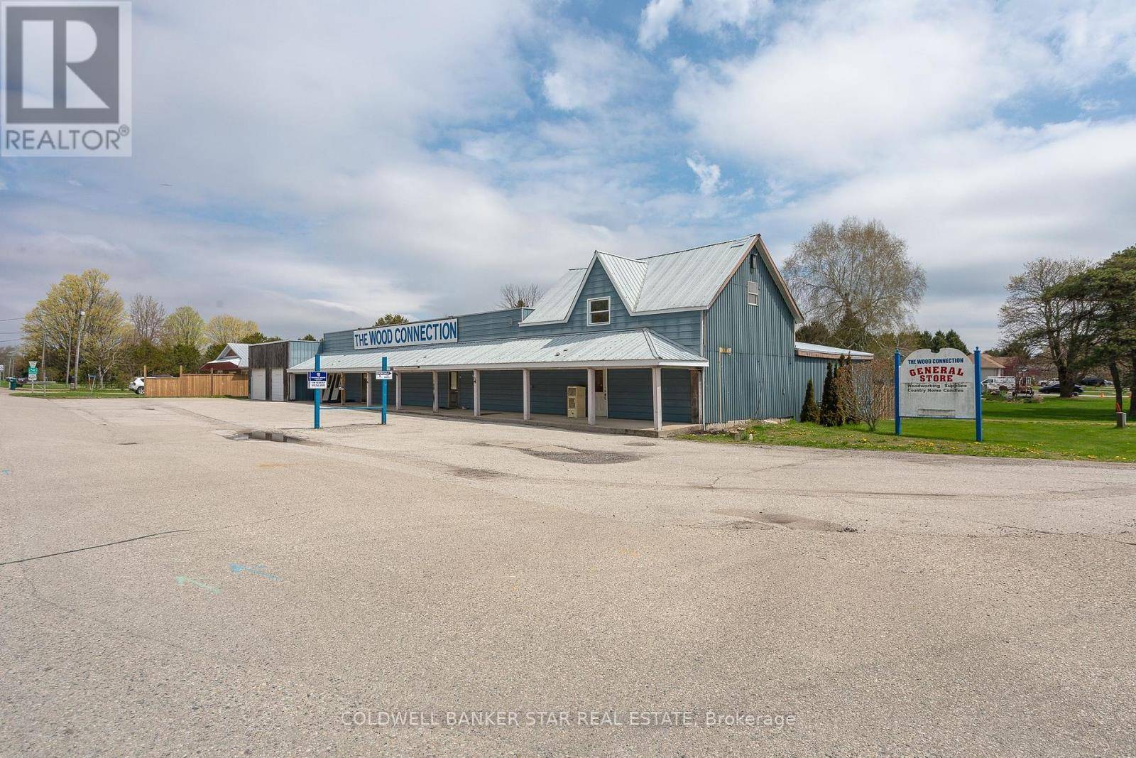 Malahide (copenhagen), ON N5H2R2,5048 IMPERIAL ROAD