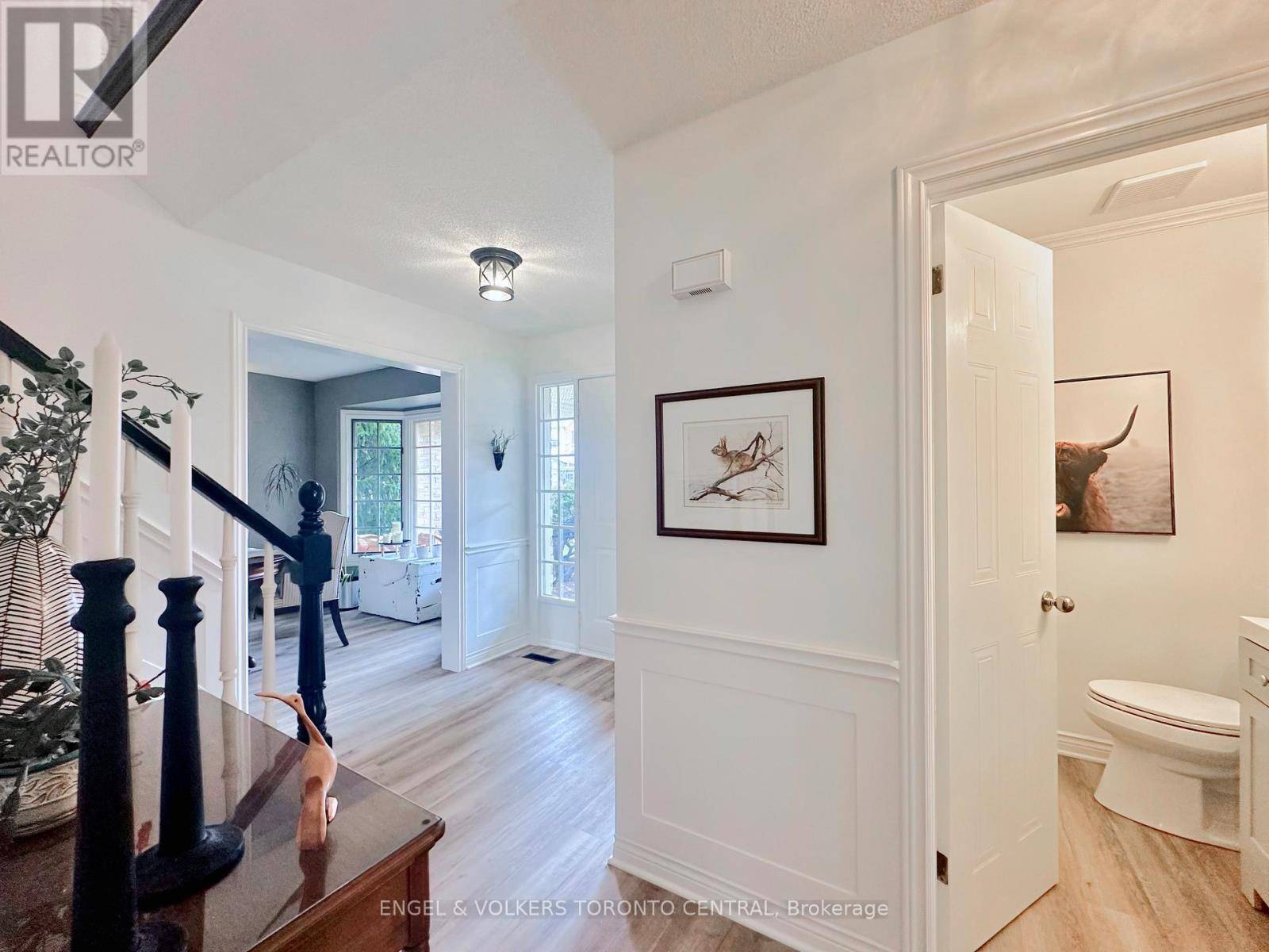 London North (north H), ON N5X3X6,204 KILLARNEY GROVE