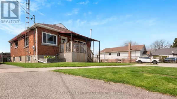 St. Catharines (carlton/bunting), ON L2M4V9,323 NIAGARA STREET N