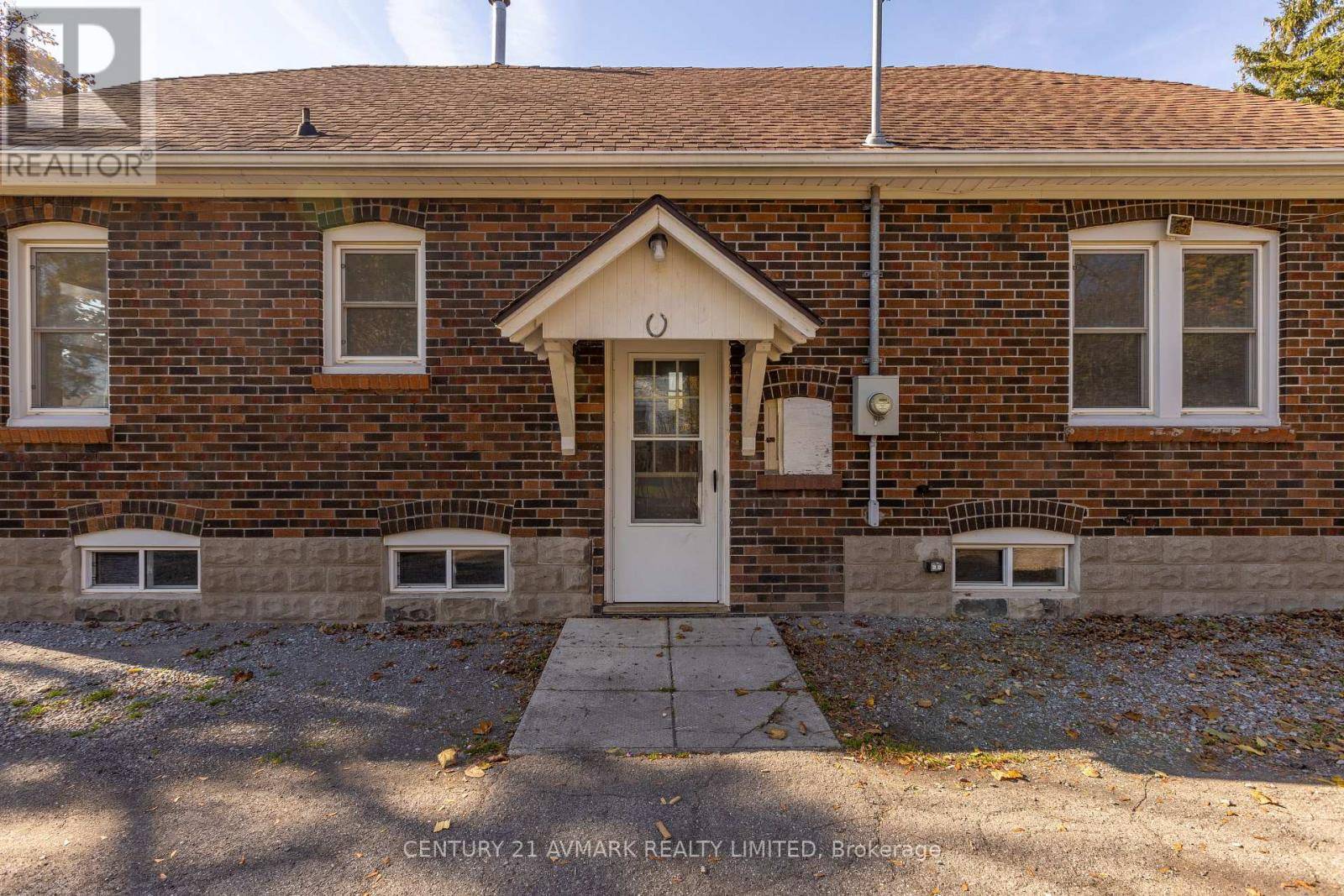 Fort Erie (crescent Park), ON L2A1P6,1408 GARRISON ROAD