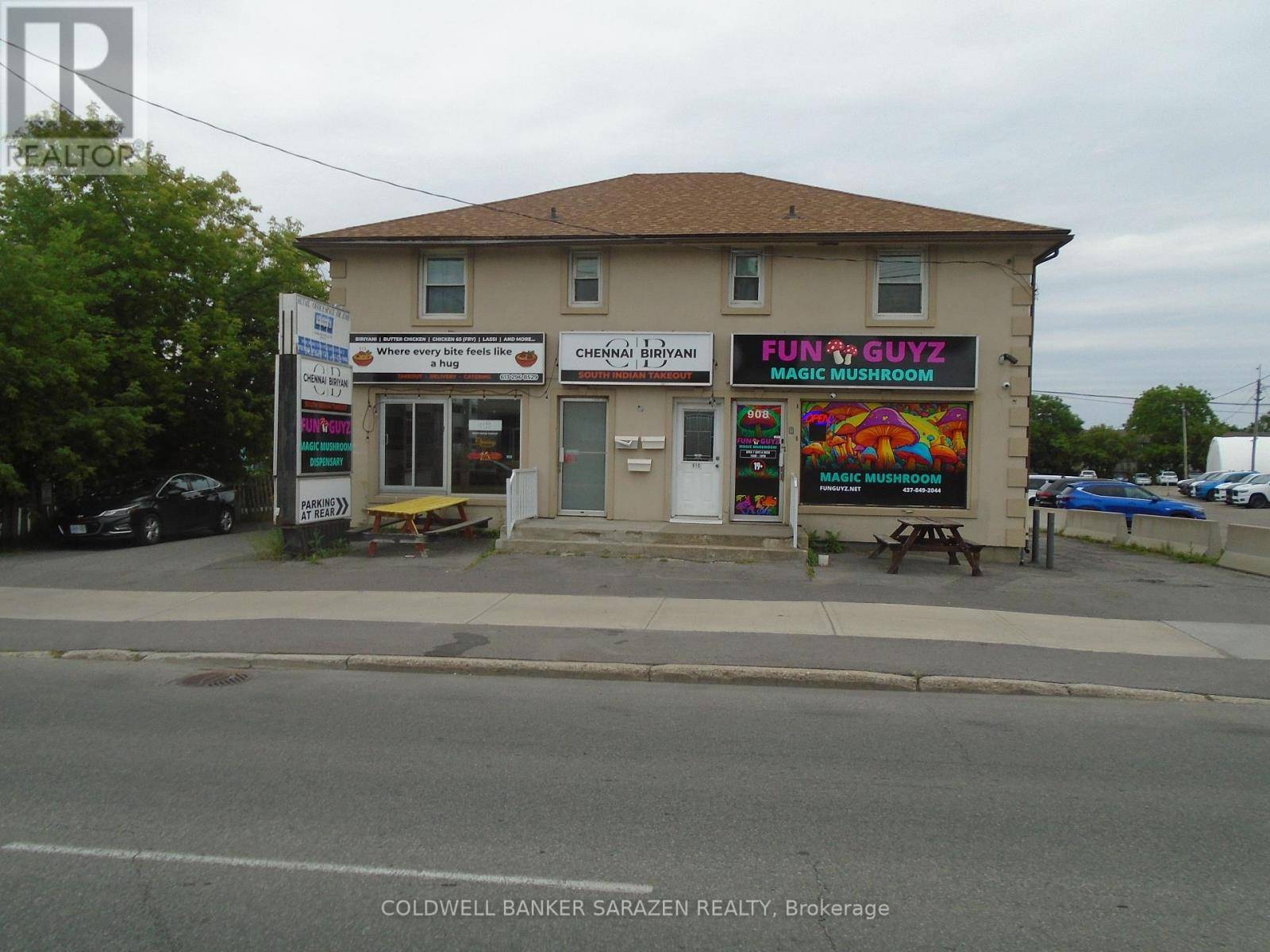 912 ST LAURENT BOULEVARD N, Ottawa, ON K1K3B3