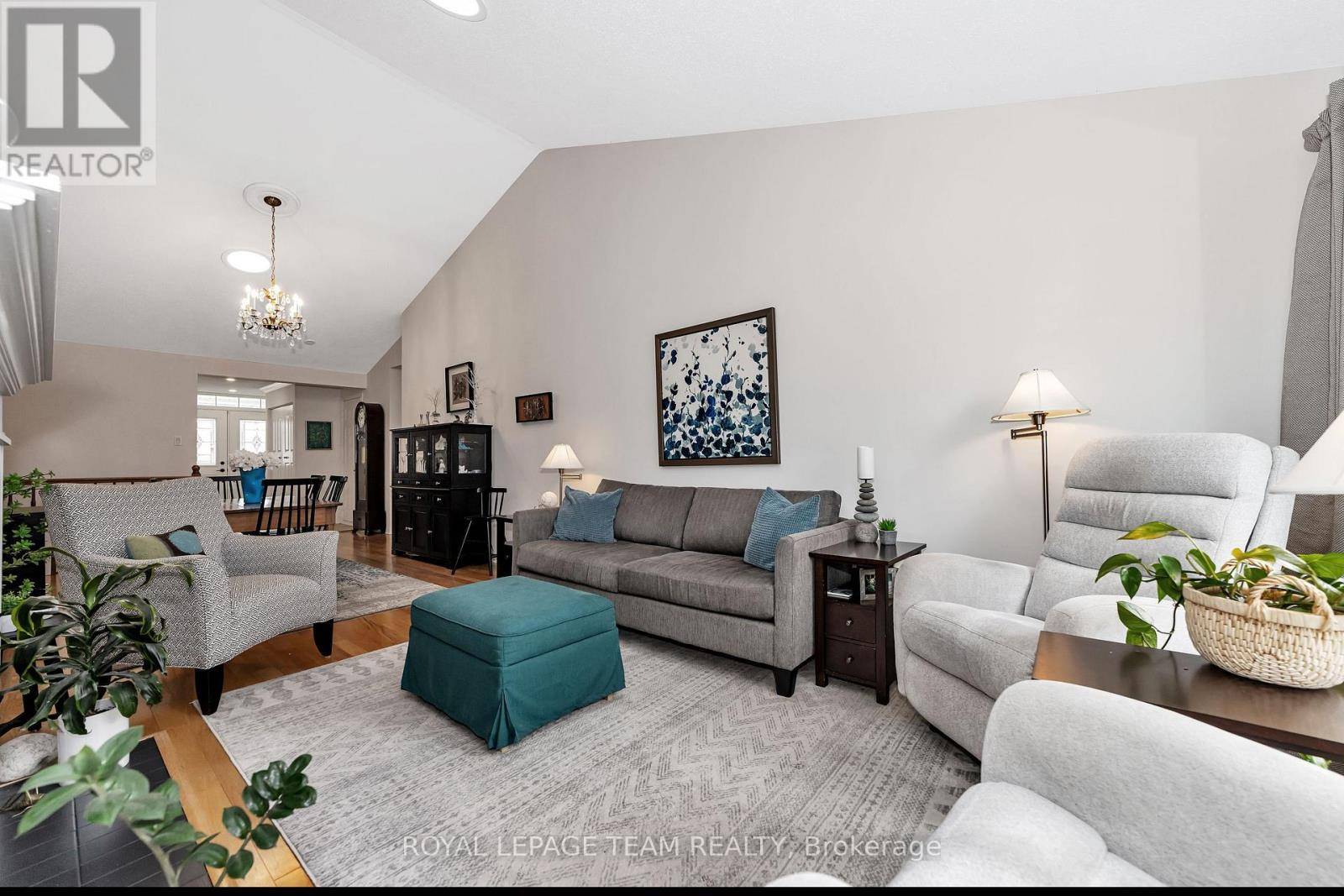 Ottawa, ON K2S1H1,12 GRAND HARBOUR COURT
