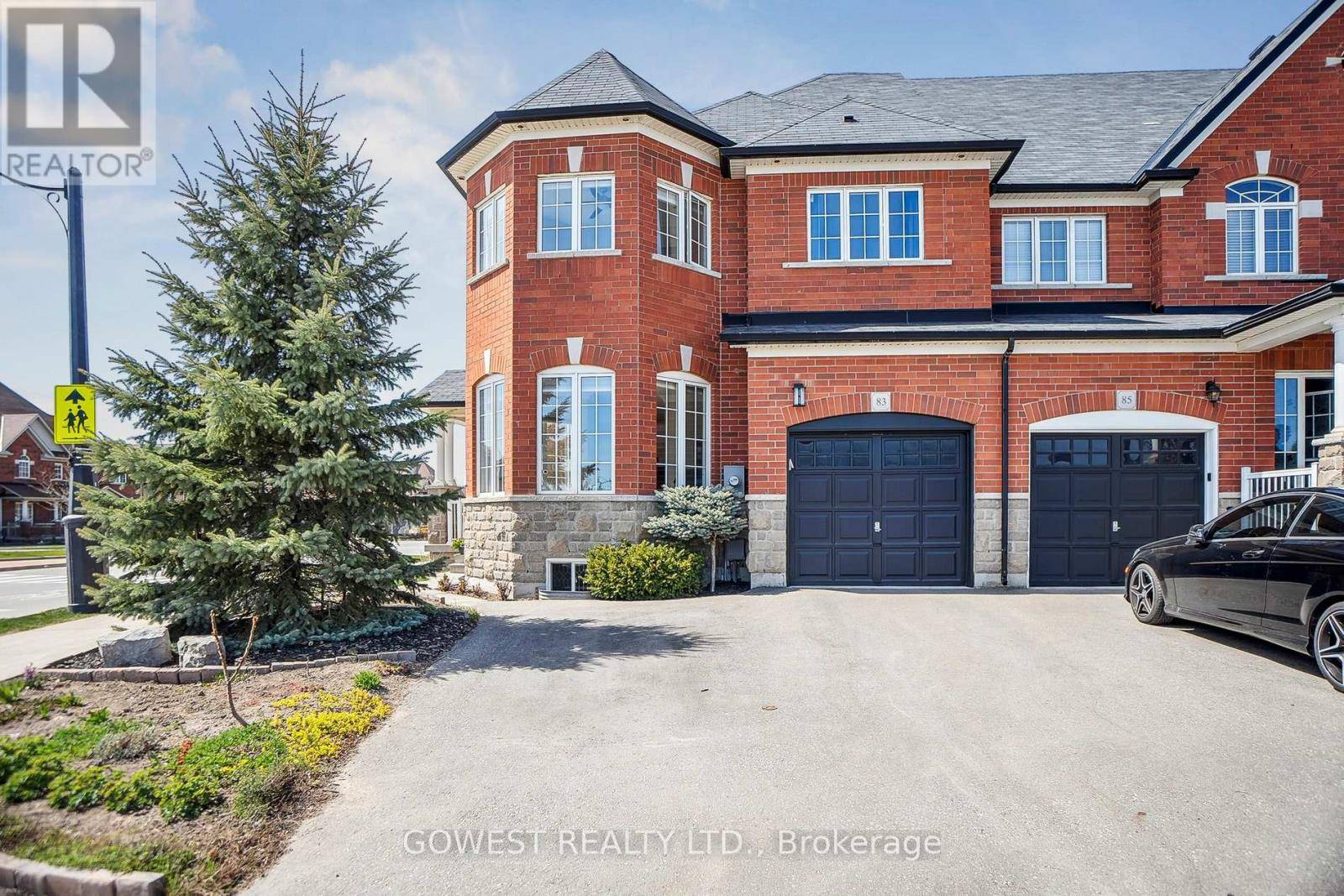 83 SKINNER ROAD, Hamilton (waterdown), ON L0R2H7