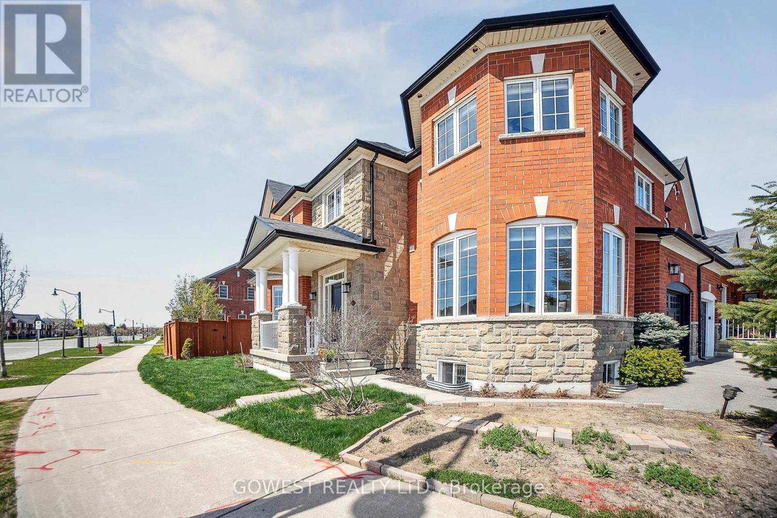 Hamilton (waterdown), ON L0R2H7,83 SKINNER ROAD