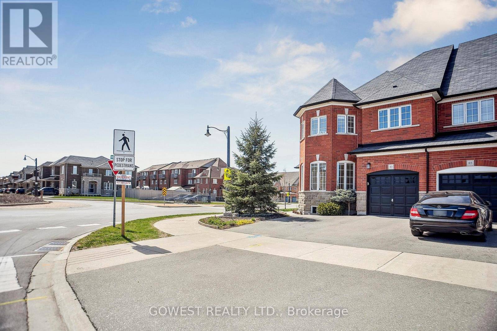 Hamilton (waterdown), ON L0R2H7,83 SKINNER ROAD