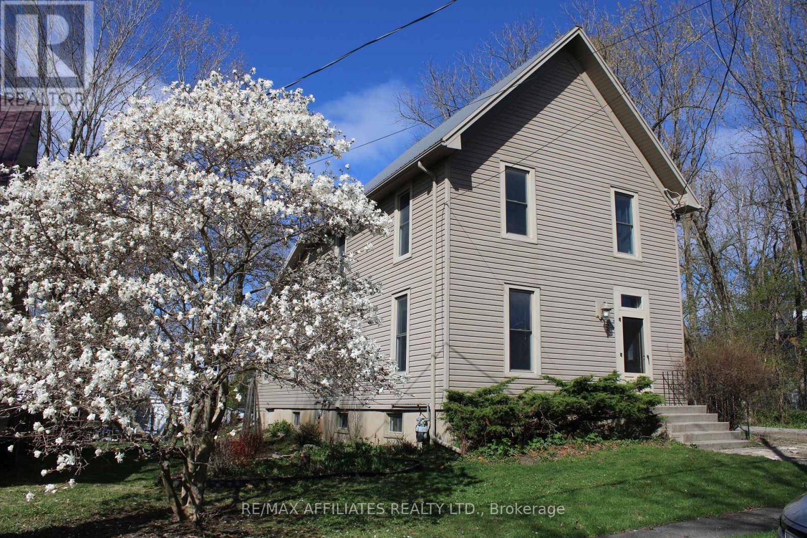 2 ISAAC STREET, Athens, ON K0E1B0