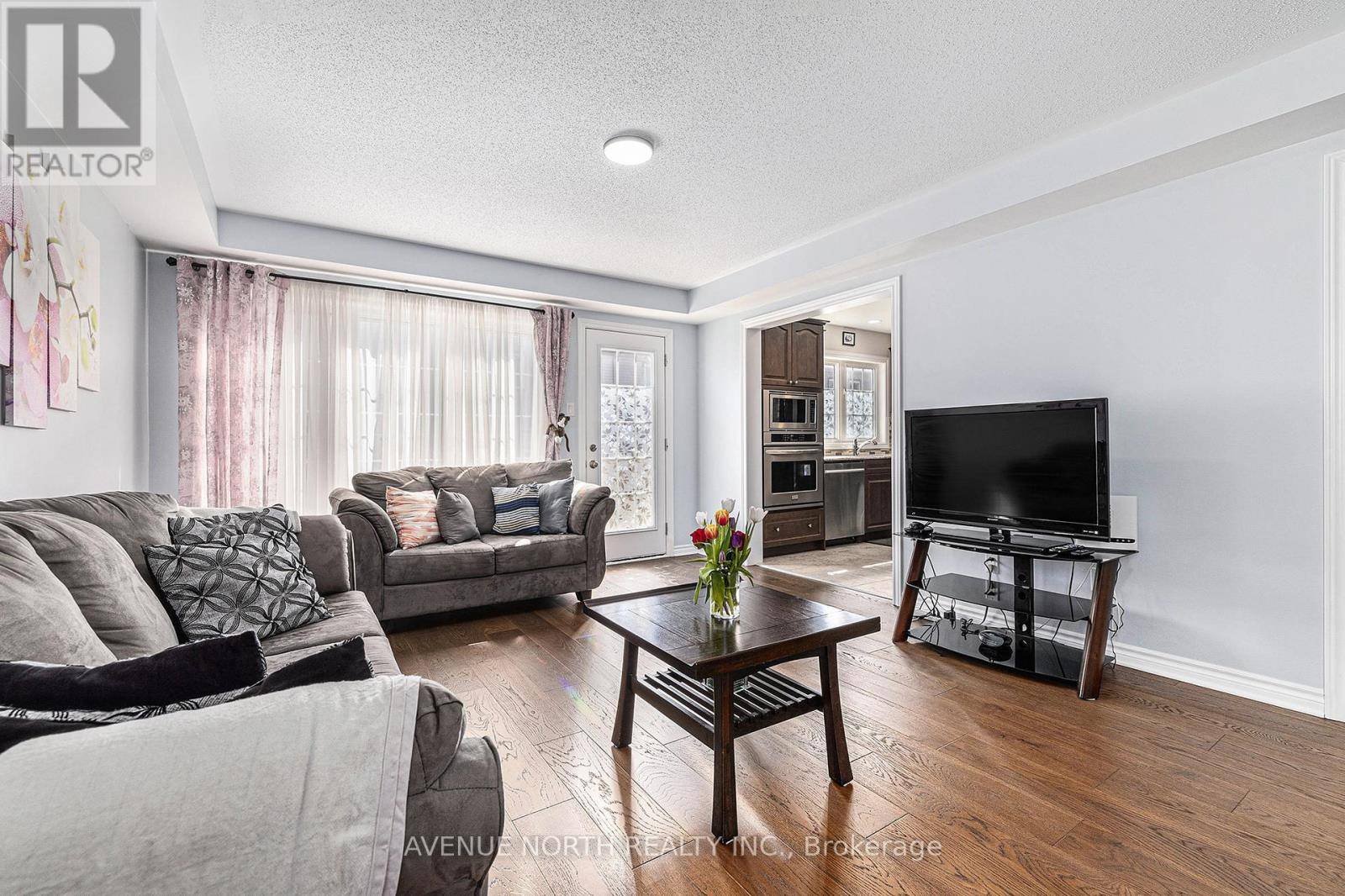 Ottawa, ON K2M0L6,30 SOLARIS DRIVE