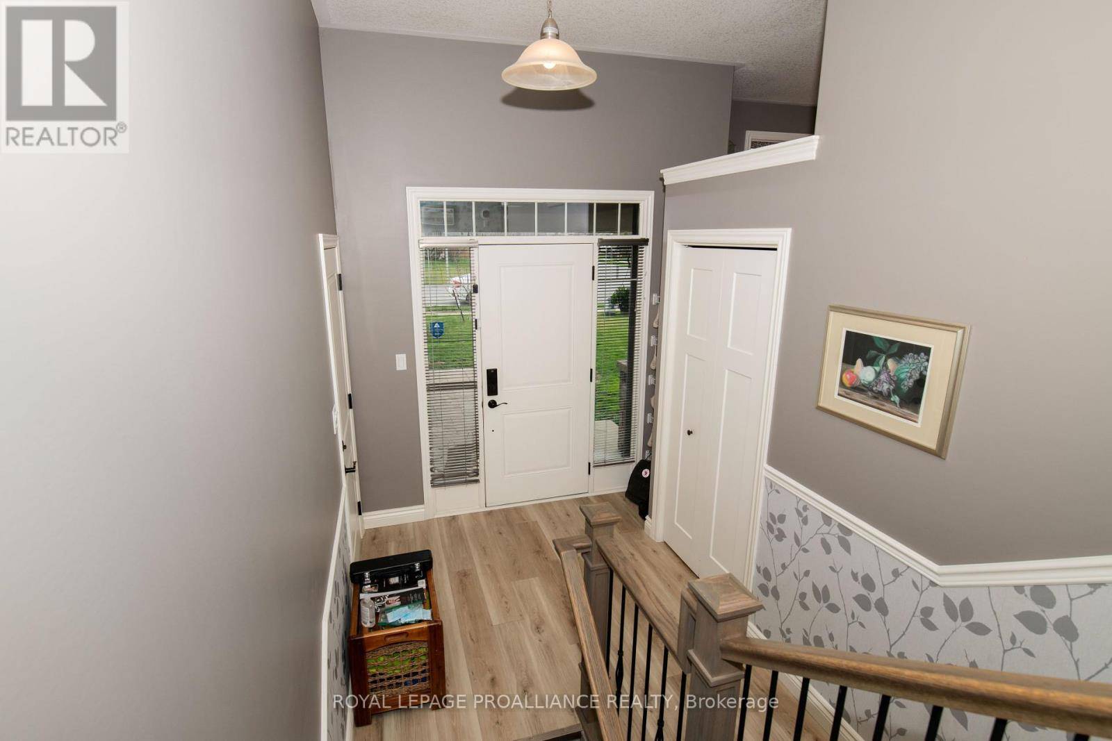 Belleville (belleville Ward), ON K8P0C5,28 BUTTERNUT COURT