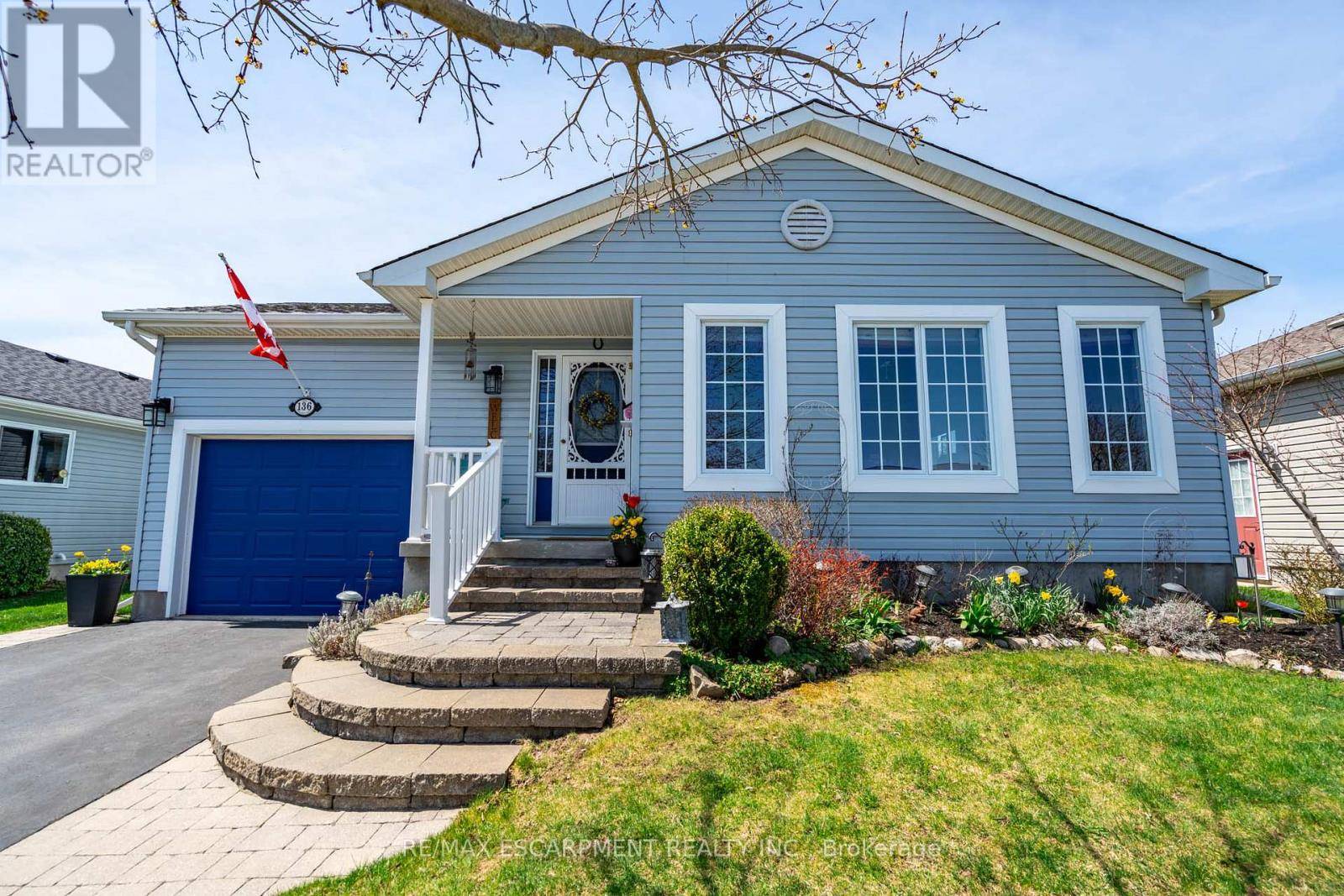 Hamilton, ON L8B1A5,136 GLENARIFF DRIVE