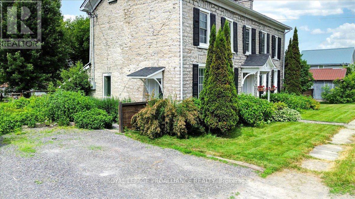 Tyendinaga (tyendinaga Township), ON K0K3A0,70 YORK ROAD