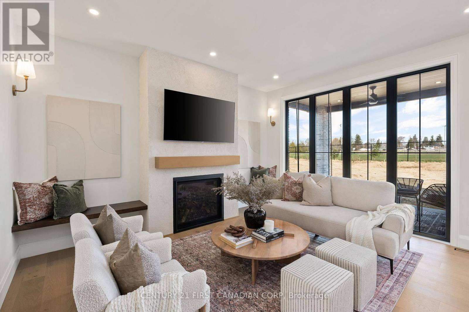 Thames Centre (thorndale), ON N0M2P0,208 FOXBOROUGH PLACE