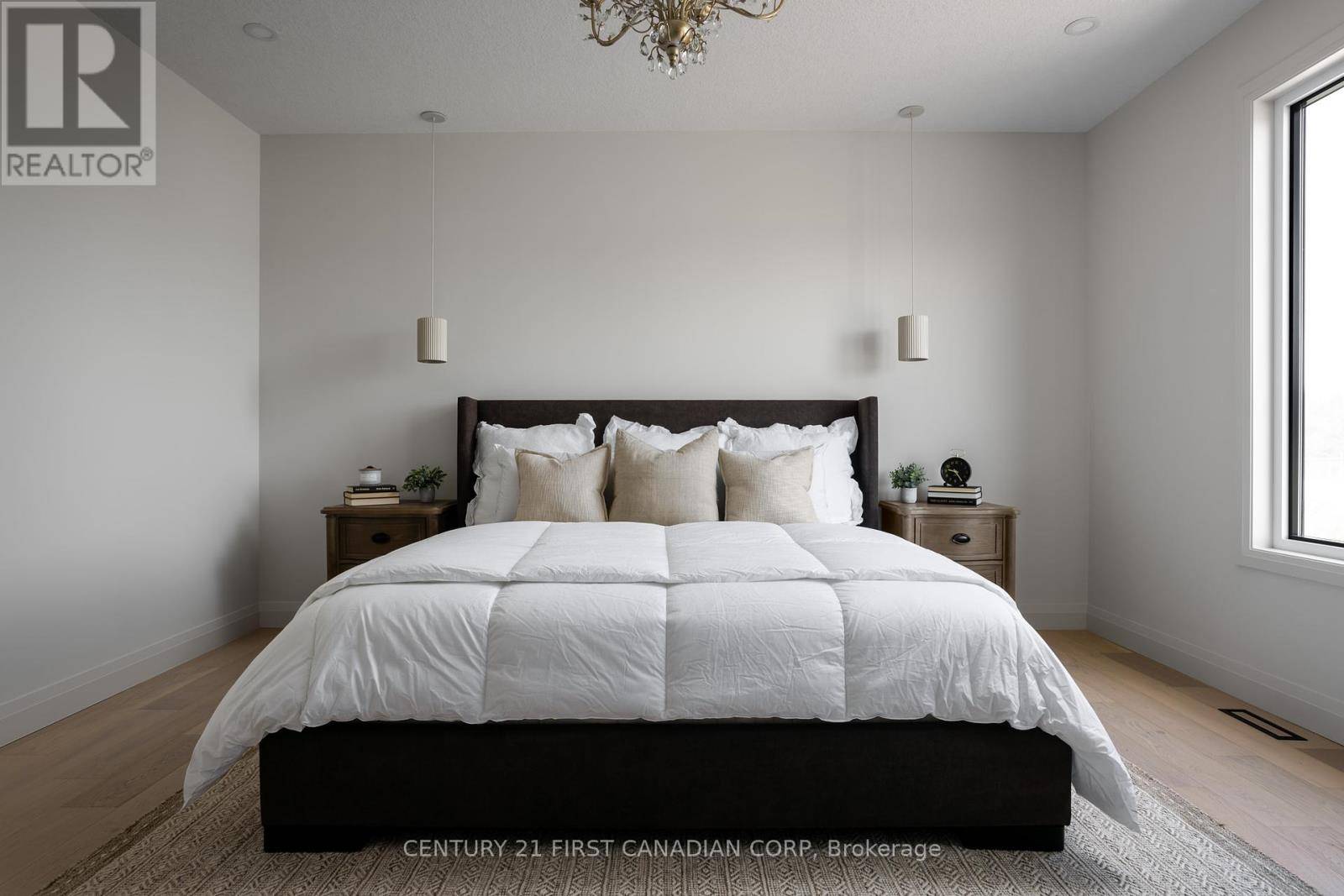 Thames Centre (thorndale), ON N0M2P0,212 FOXBOROUGH PLACE