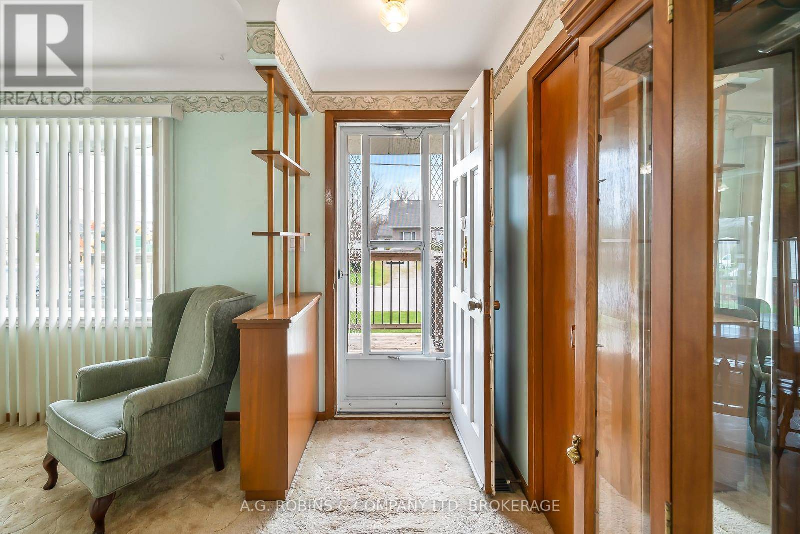 Fort Erie (lakeshore), ON L2A5H8,70 RADFORD AVENUE