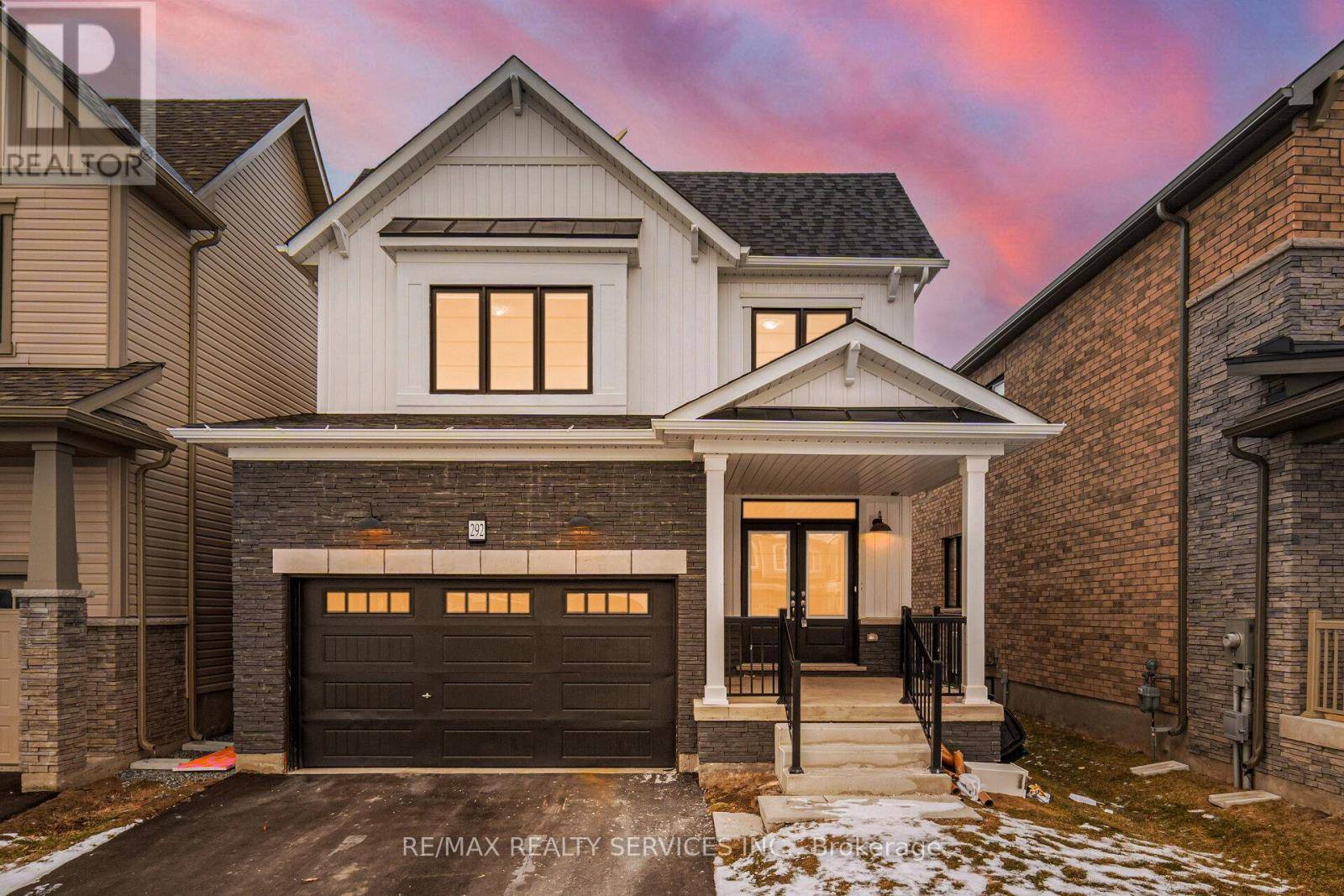 292 FORKS ROAD, Welland (dain City), ON L3B0M3