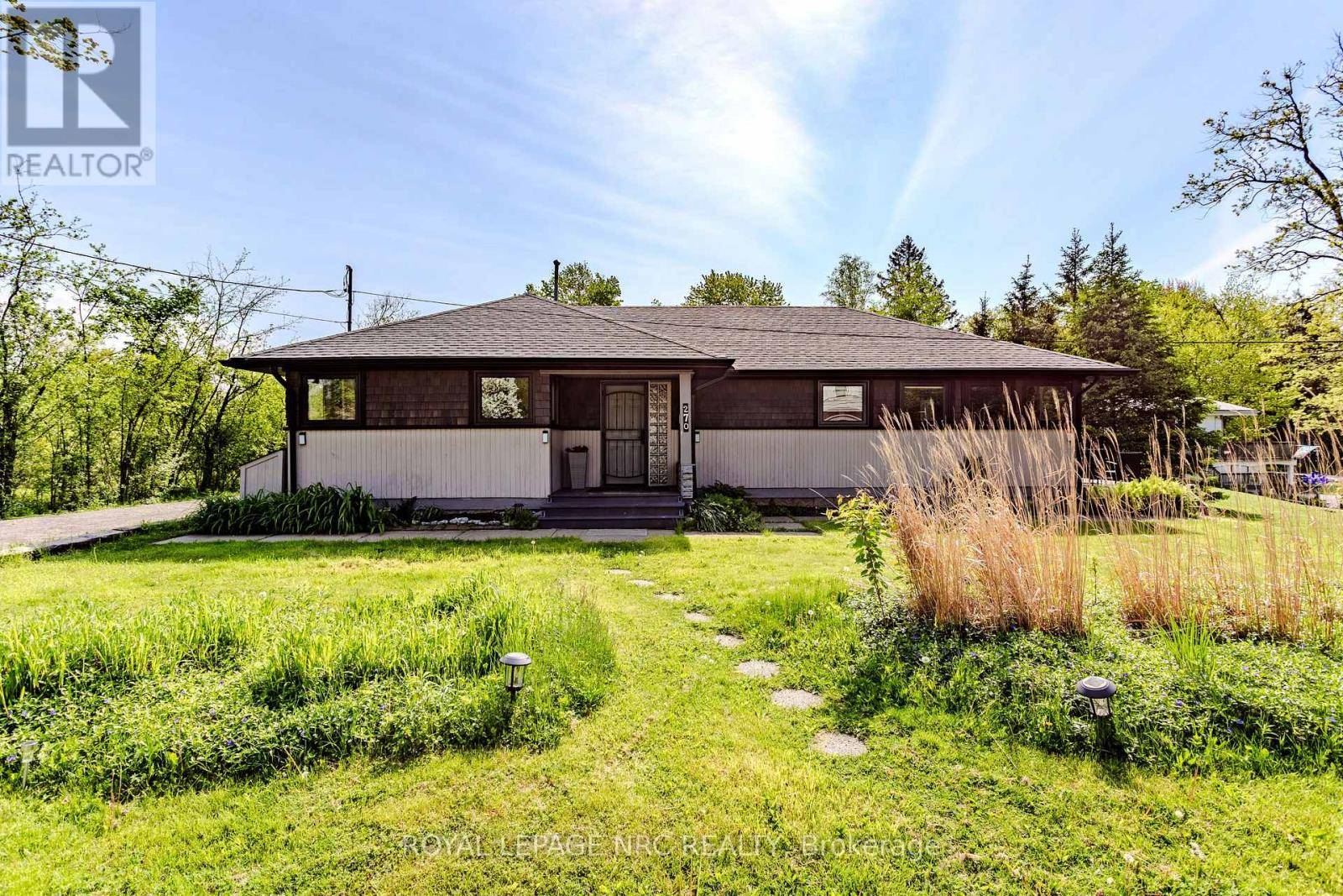 Fort Erie (crystal Beach), ON L0S1B0,270 CHERRYWOOD AVENUE