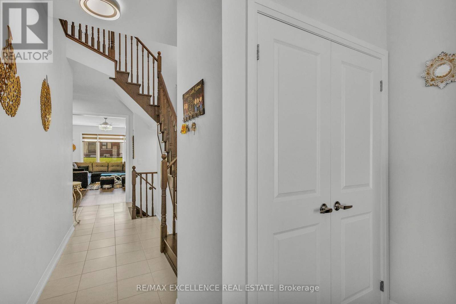 Woodstock (woodstock - North), ON N4T0N8,956 SOBESKI AVENUE