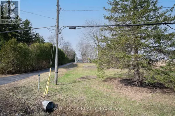 Ottawa, ON K4M1B2,724 RIVER ROAD