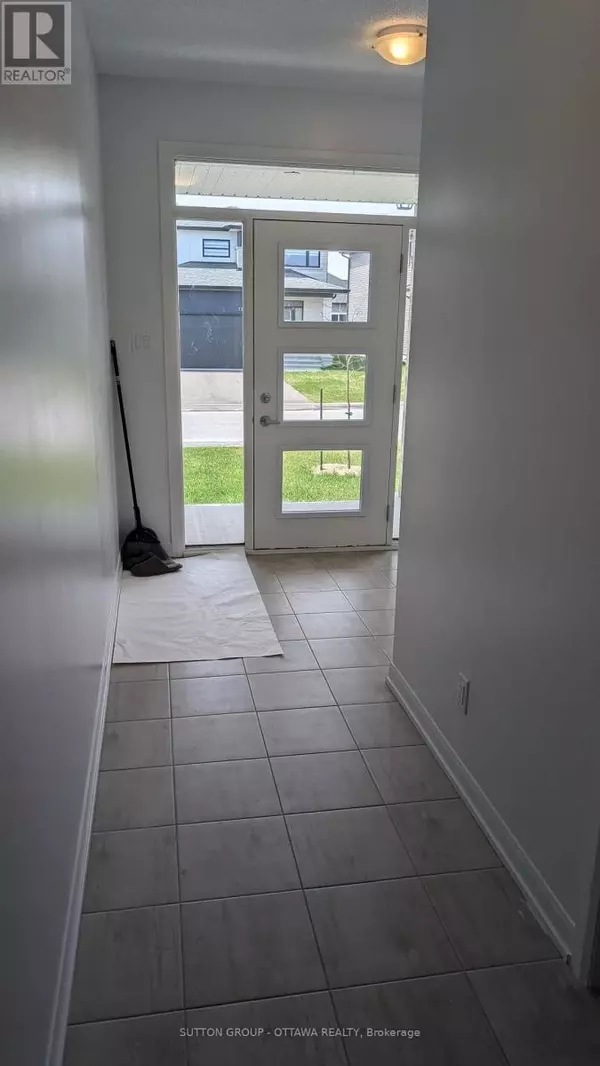 Clarence-rockland, ON K4K0J2,1276 DIAMOND STREET