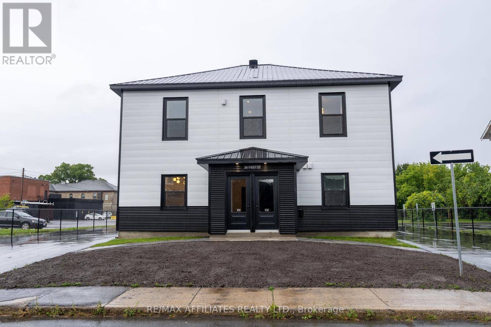 26 West First ST West #202, Cornwall, ON K6J1B9