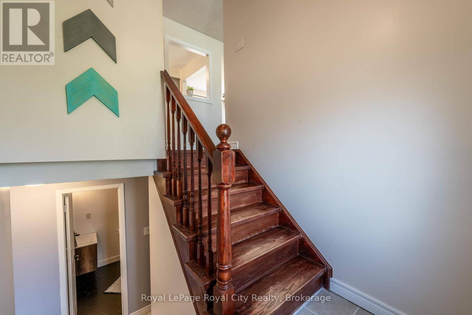 Guelph (willow West/sugarbush/west Acres), ON N1H7J9,35 CAREY CRESCENT