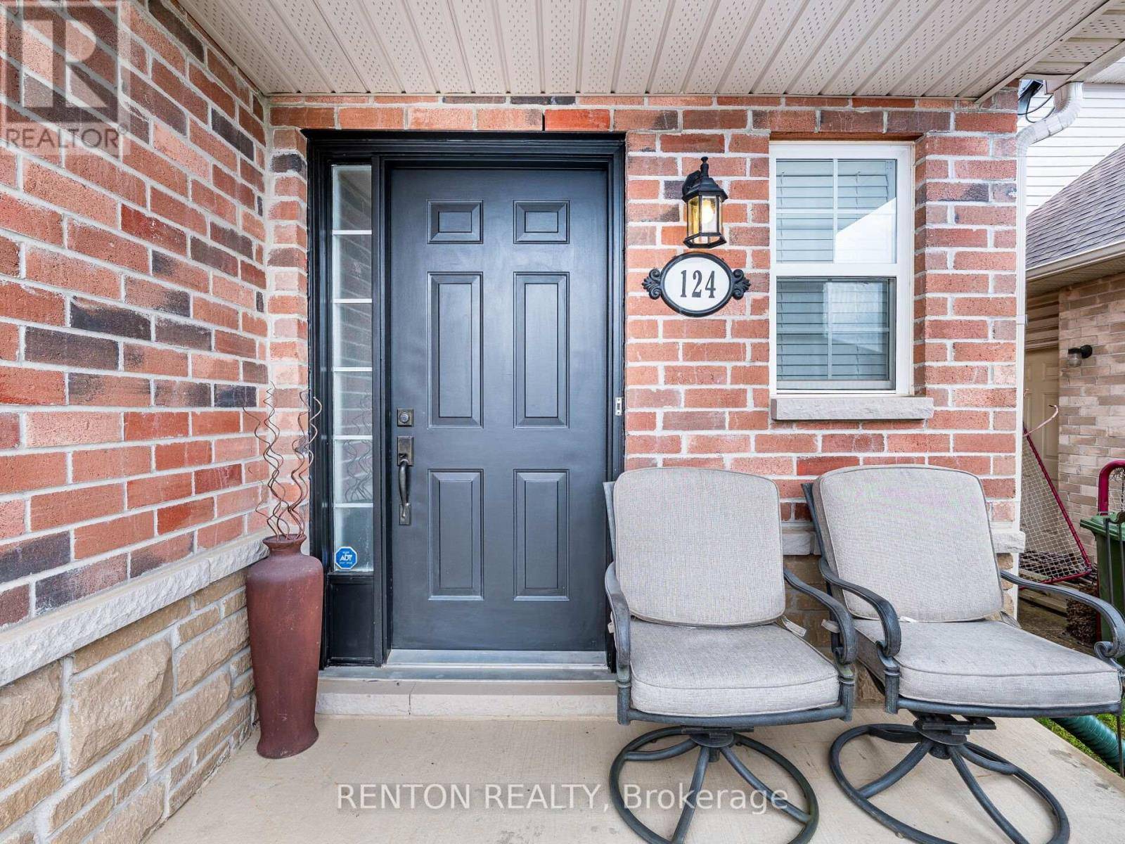 Hamilton (mount Hope), ON L0R1W0,124 ROSEBURY WAY